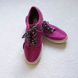 NWOT Vans Off The Wall Purple Era Sneakers